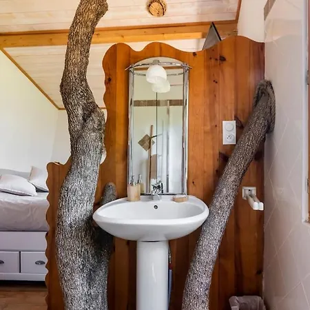 Дом отдыха Dans Les Arbres, Domaine De L Ogliastru *