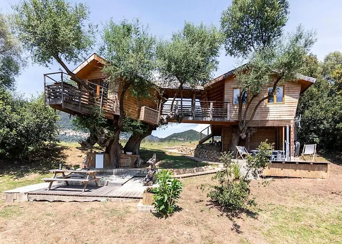 度假居 Dans Les Arbres, Domaine De L Ogliastru *