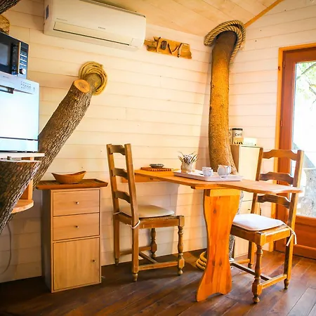 Dans Les Arbres, Domaine De L Ogliastru Feriehus *