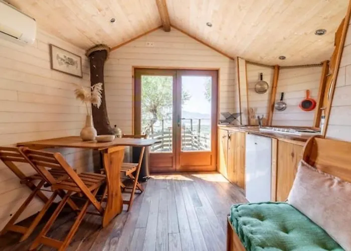 Vakantiehuis Dans Les Arbres, Domaine De L Ogliastru *