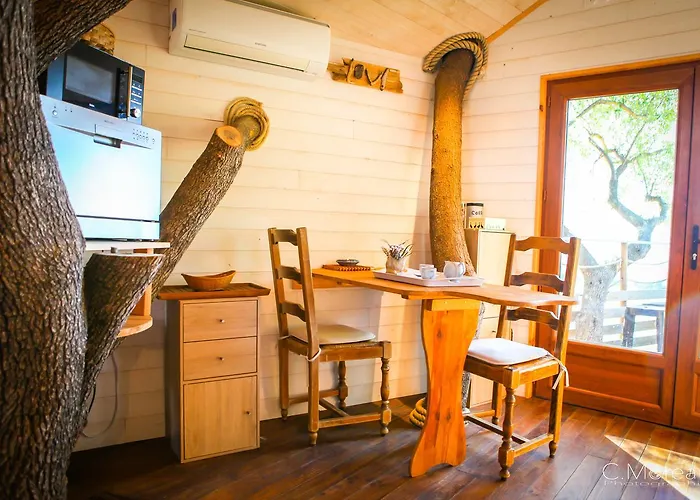 Dans Les Arbres, Domaine De L Ogliastru Holiday home *